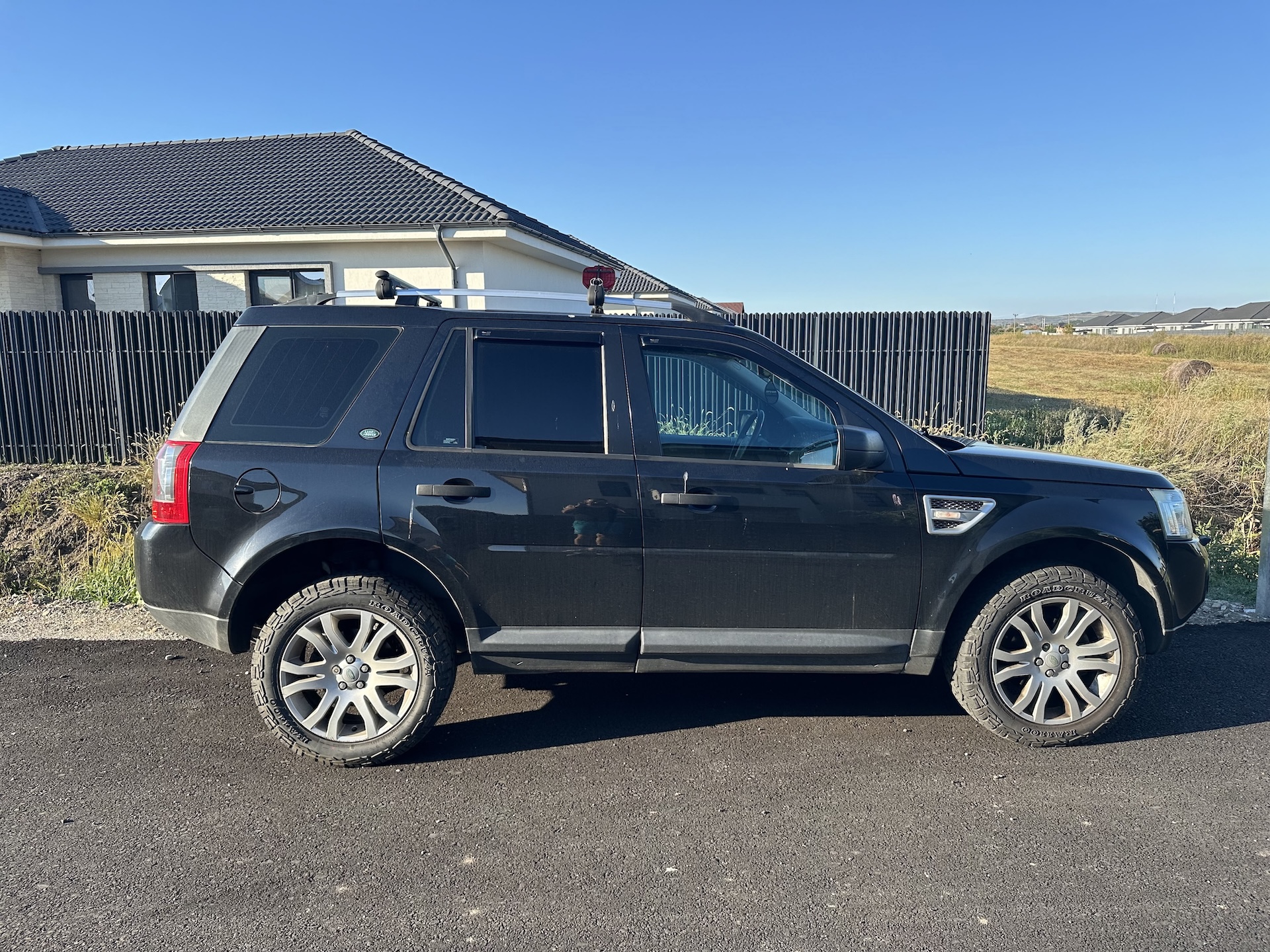 Land Rover Freelander 2.2 (2008): Robust și Capabil