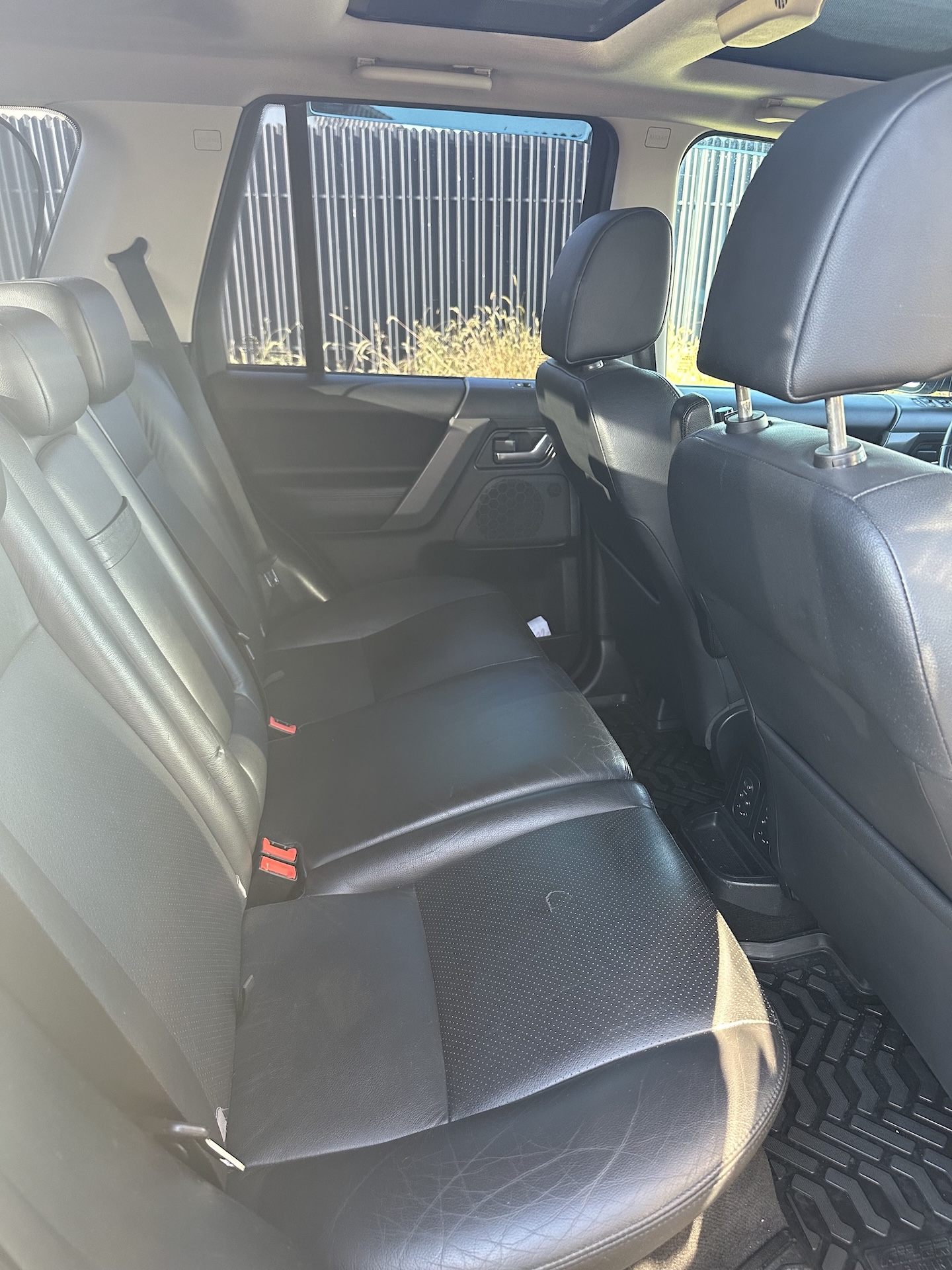 Land Rover Freelander 2.2 (2008): Robust și Capabil