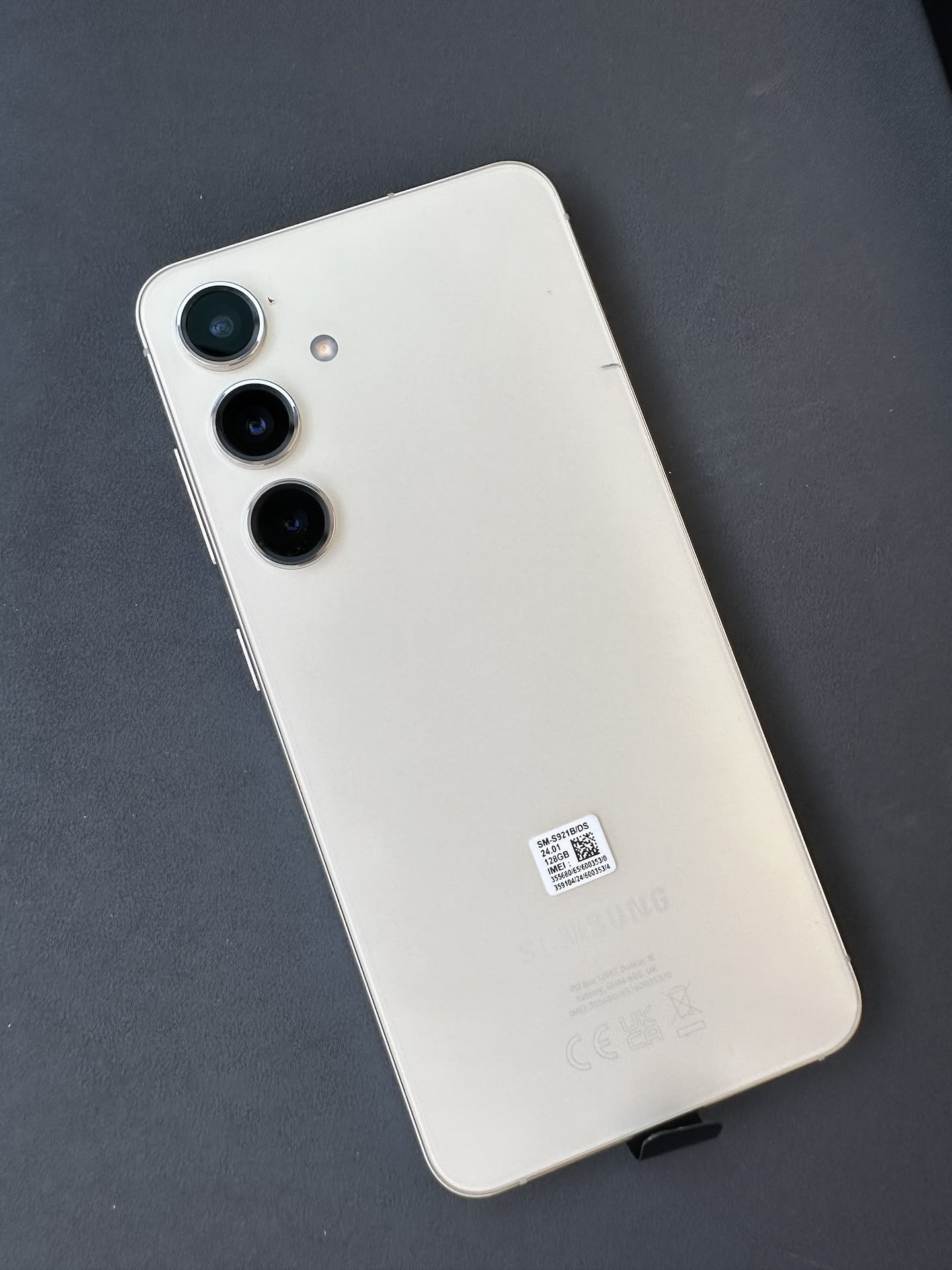 Samsung Galaxy S24:  Impresionant si in 2024