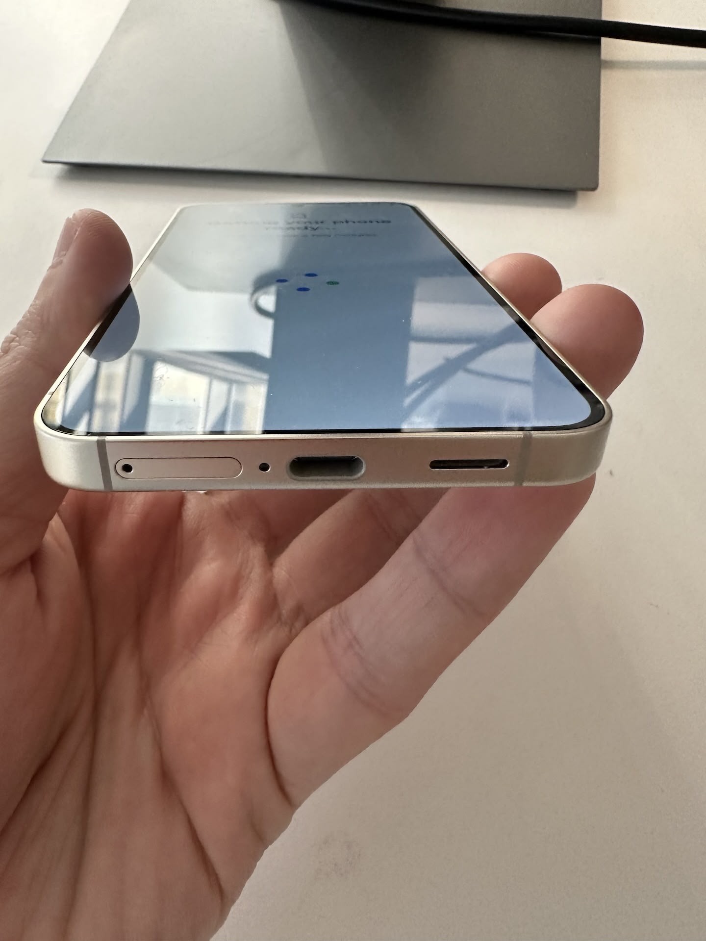 Samsung Galaxy S24:  Impresionant si in 2024