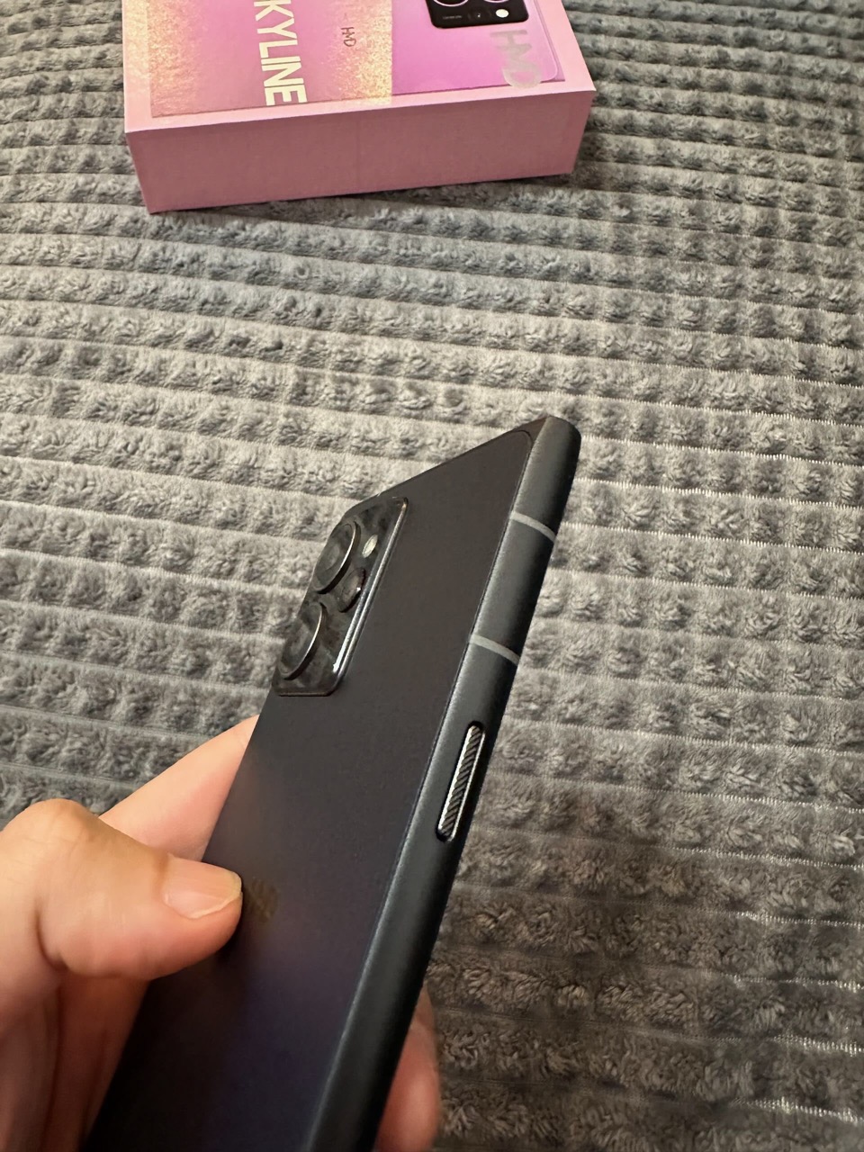 HMD Skyline: Un Telefon Reperabil cu Ambiții Înalte