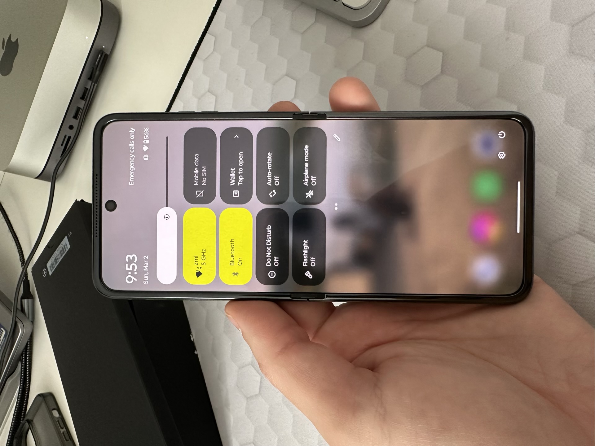 Motorola Razr 50 Ultra: Ghid de configurare inițială