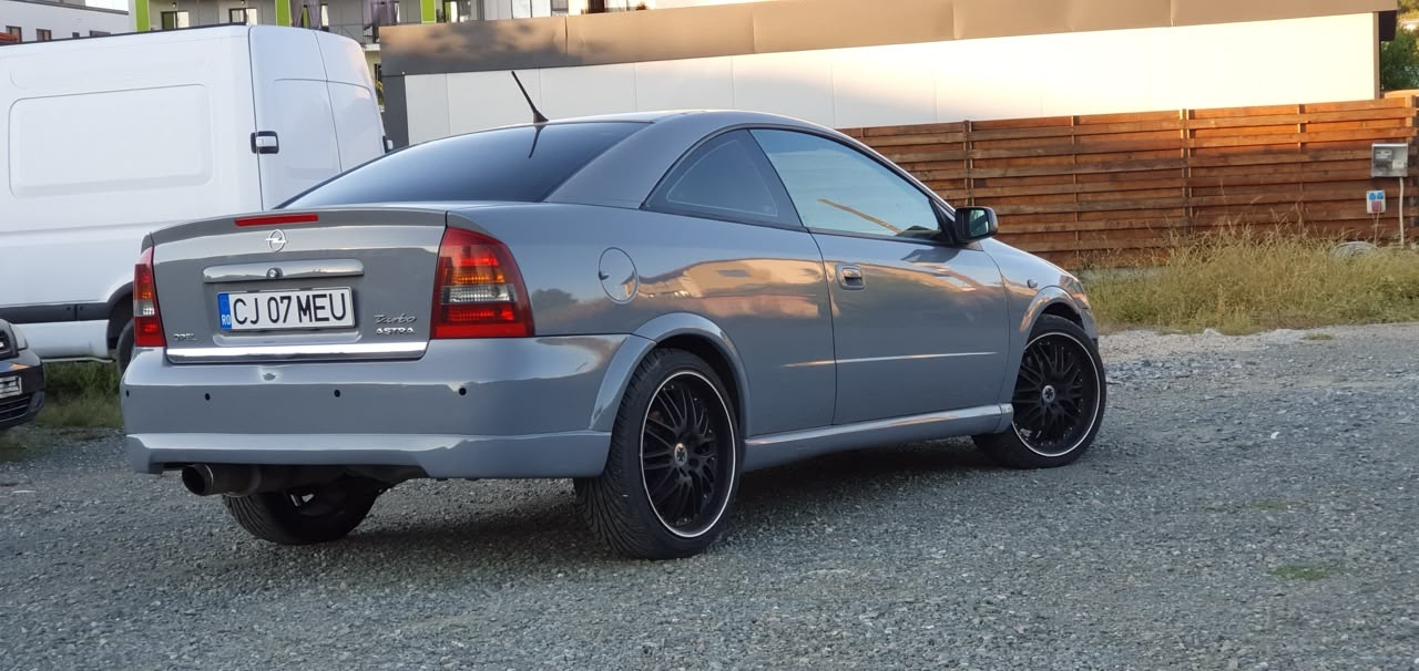 Opel Astra G Bertone: O poveste de dragoste pe patru roți