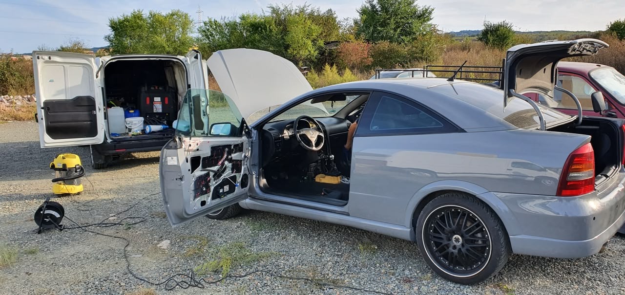 Opel Astra G Bertone: O poveste de dragoste pe patru roți