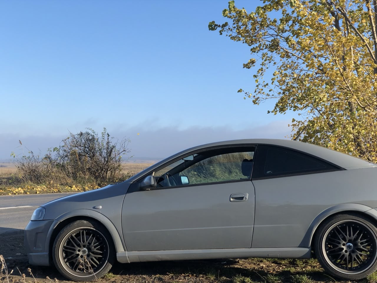 Restaurarea unui Opel Astra G Bertone: In căutarea perfecțiunii