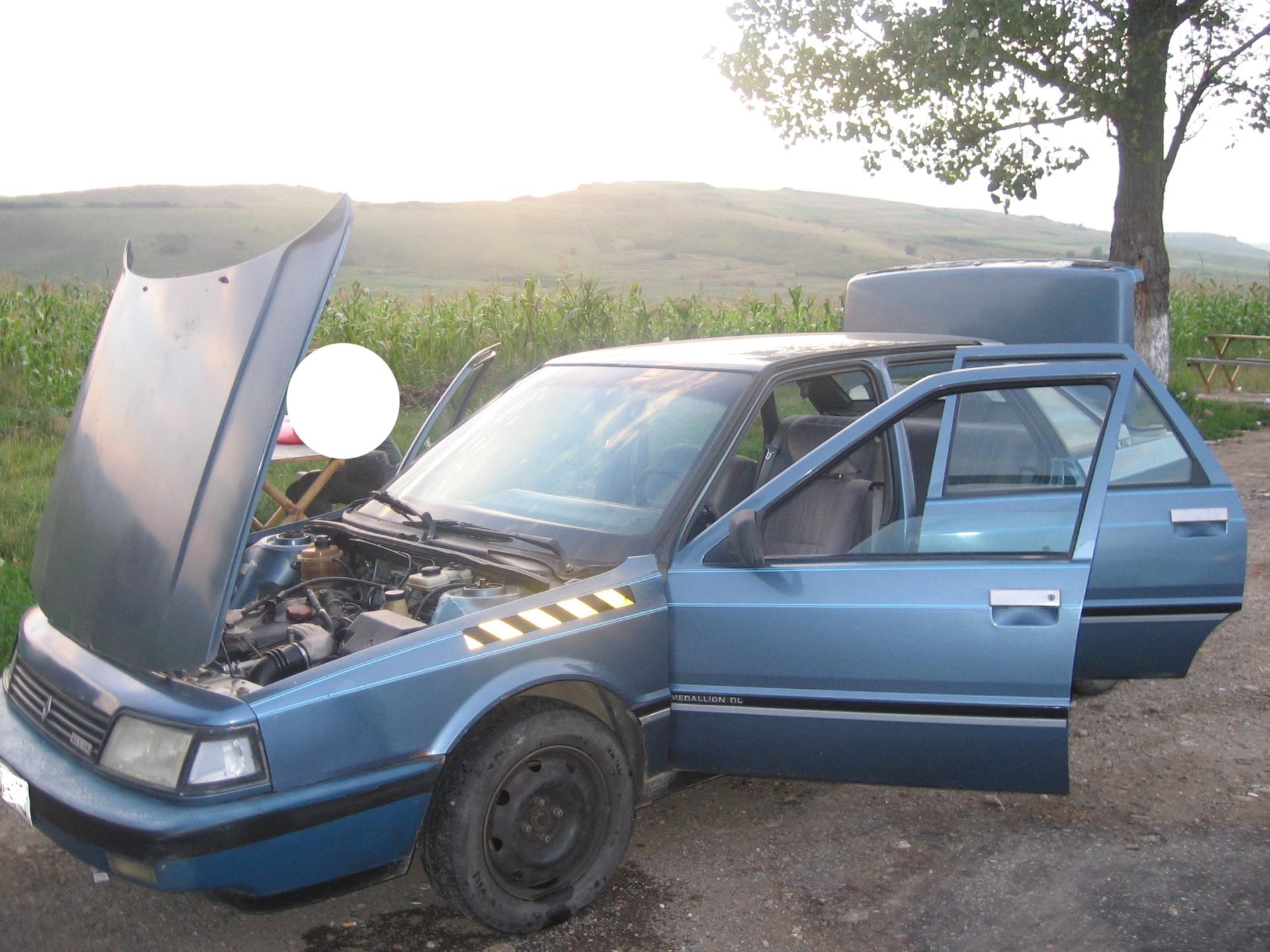 Prima dragoste pe patru roți: Renault Medallion DL (Renault 21)