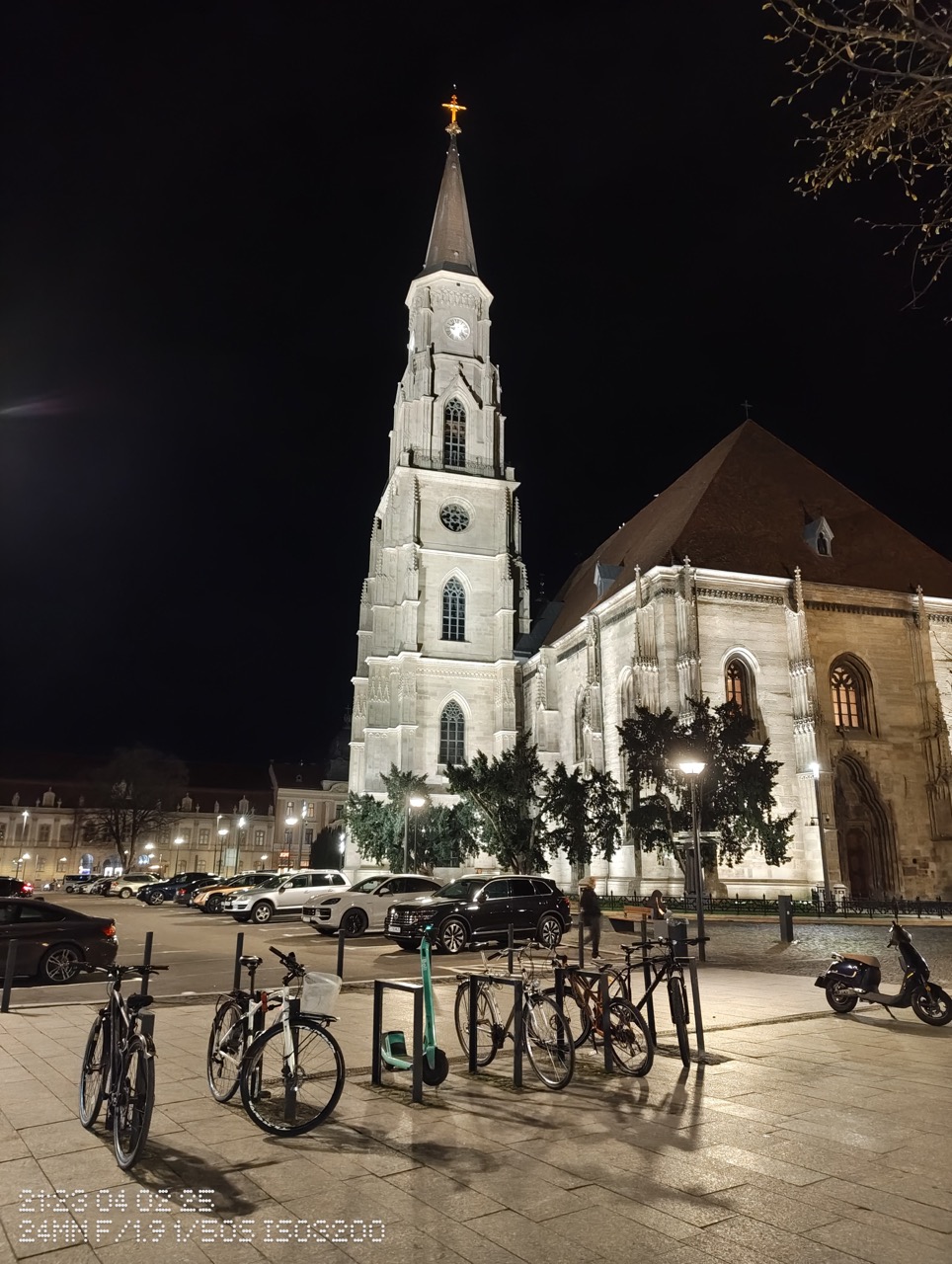 Nothing Phone 3a: Modul Night te lasă în întuneric când vine vorba de culori