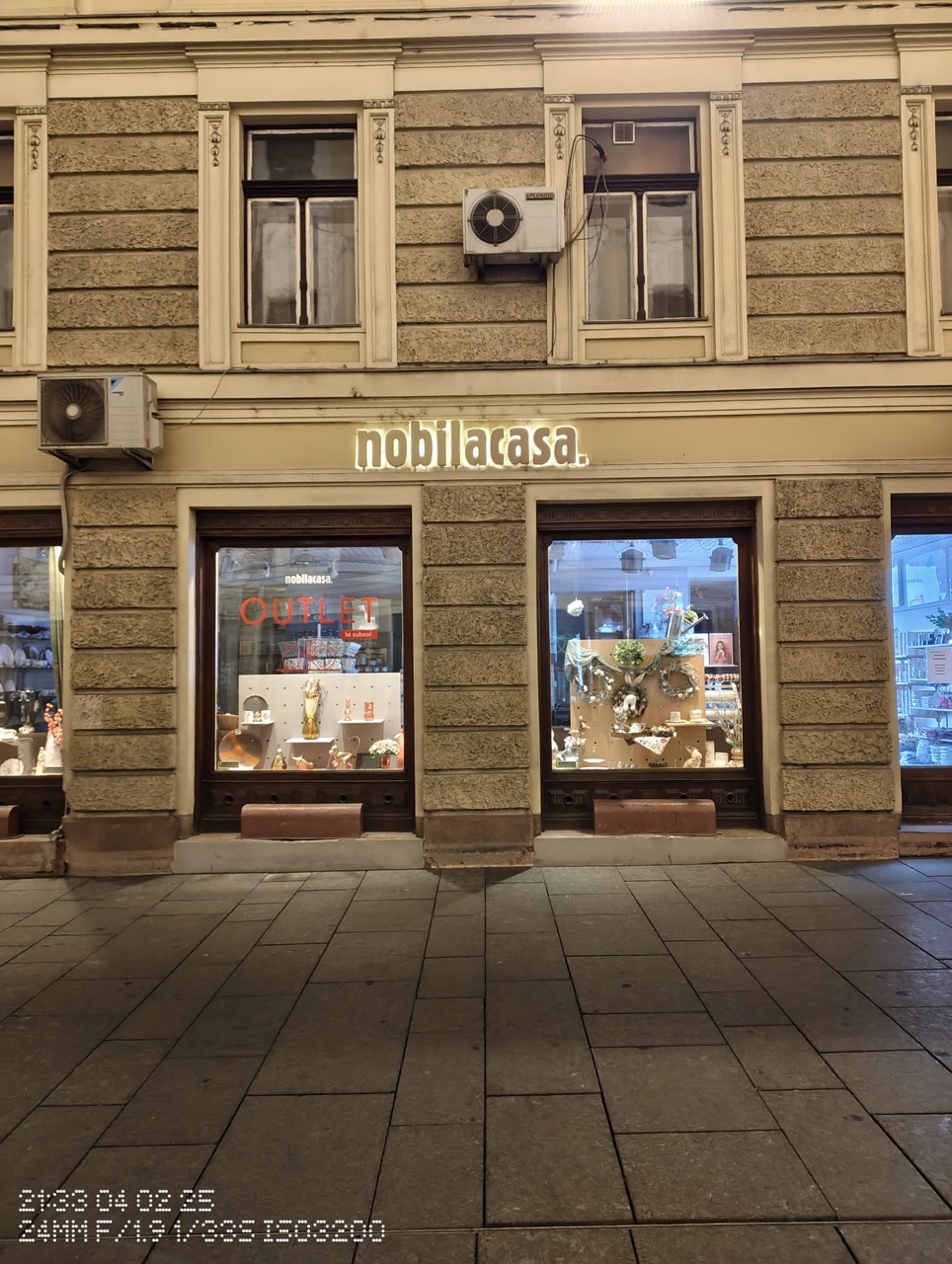 Nothing Phone 3a: Modul Night te lasă în întuneric când vine vorba de culori