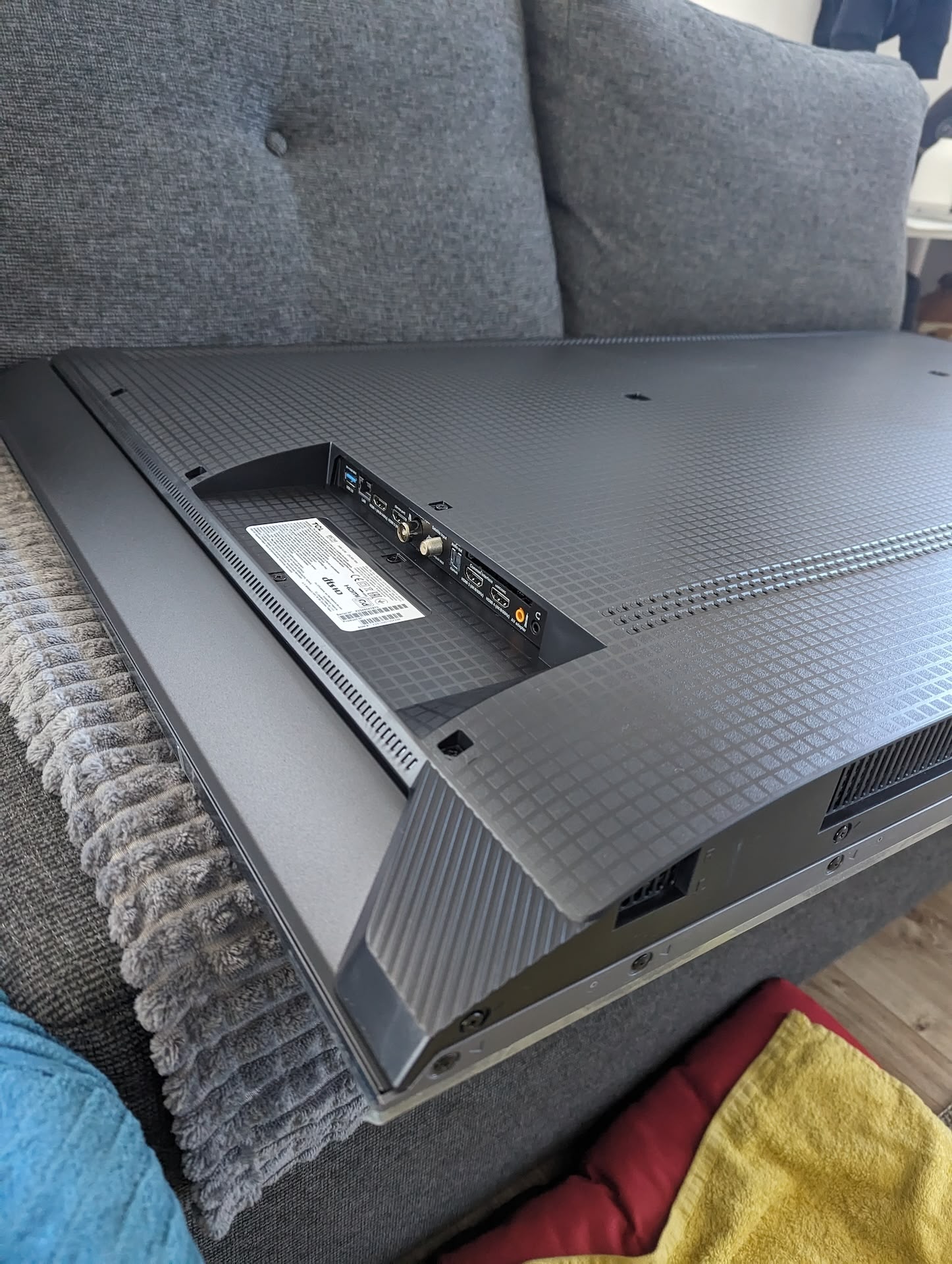 Televizorul TCL 55C745: părere după un an