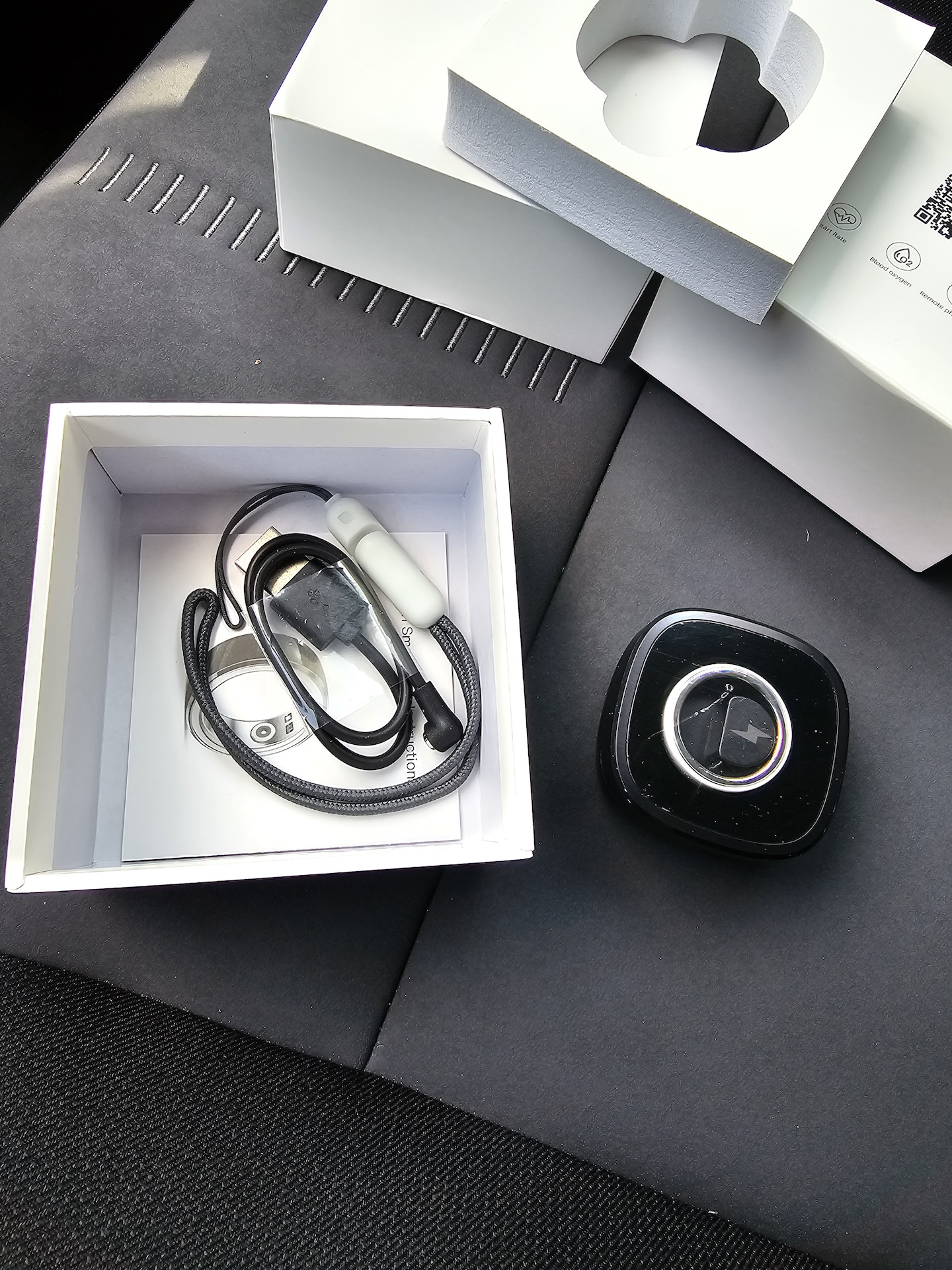 Misterul Inelelor Smart "R8": Miracol Tehnologic la Preț Redus sau Capcană Digitală?