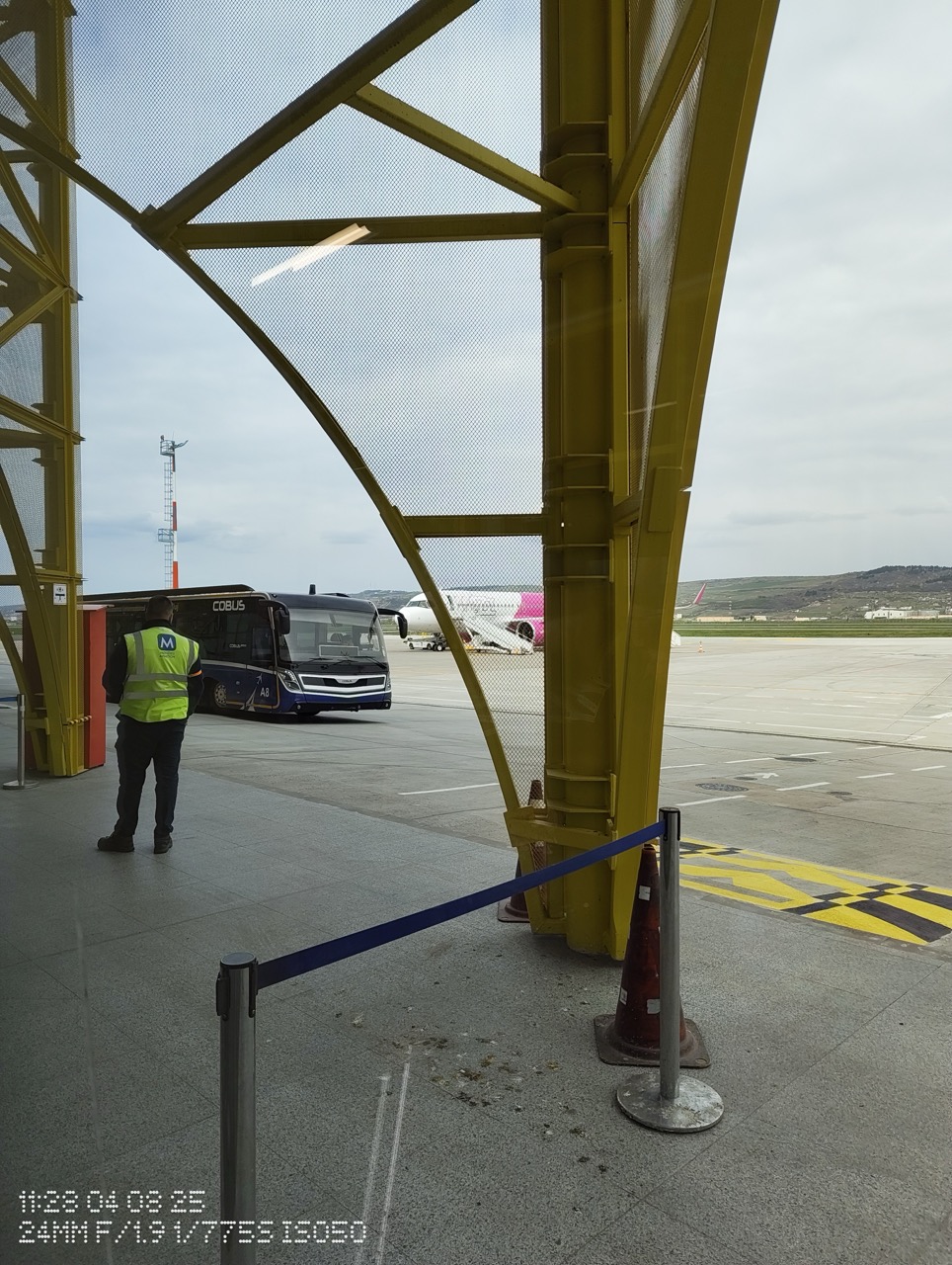 Am Testat Camera Nothing Phone 3a în Bologna: O Surpriză Plăcută la Buget!