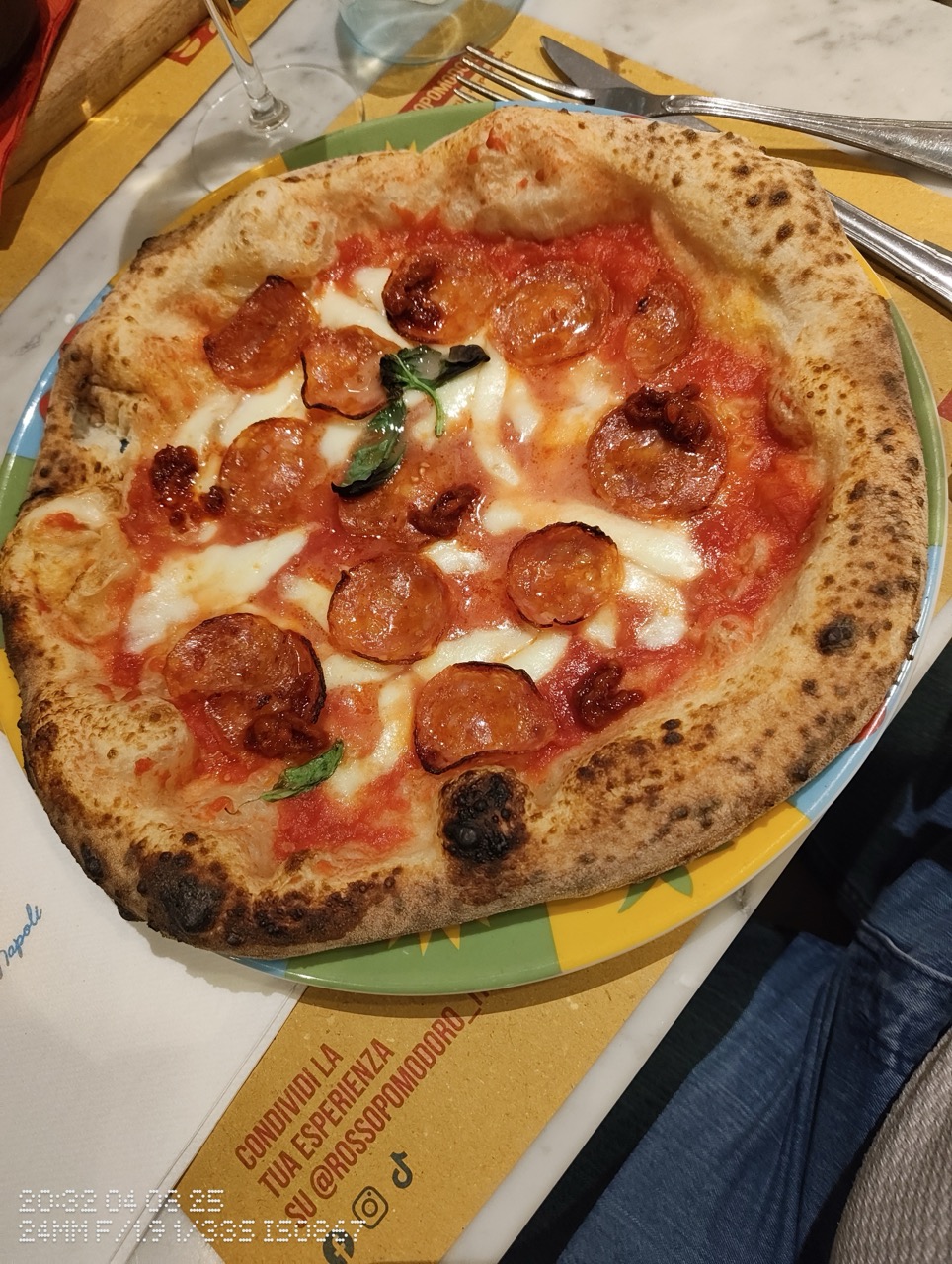 Am Testat Camera Nothing Phone 3a în Bologna: O Surpriză Plăcută la Buget!