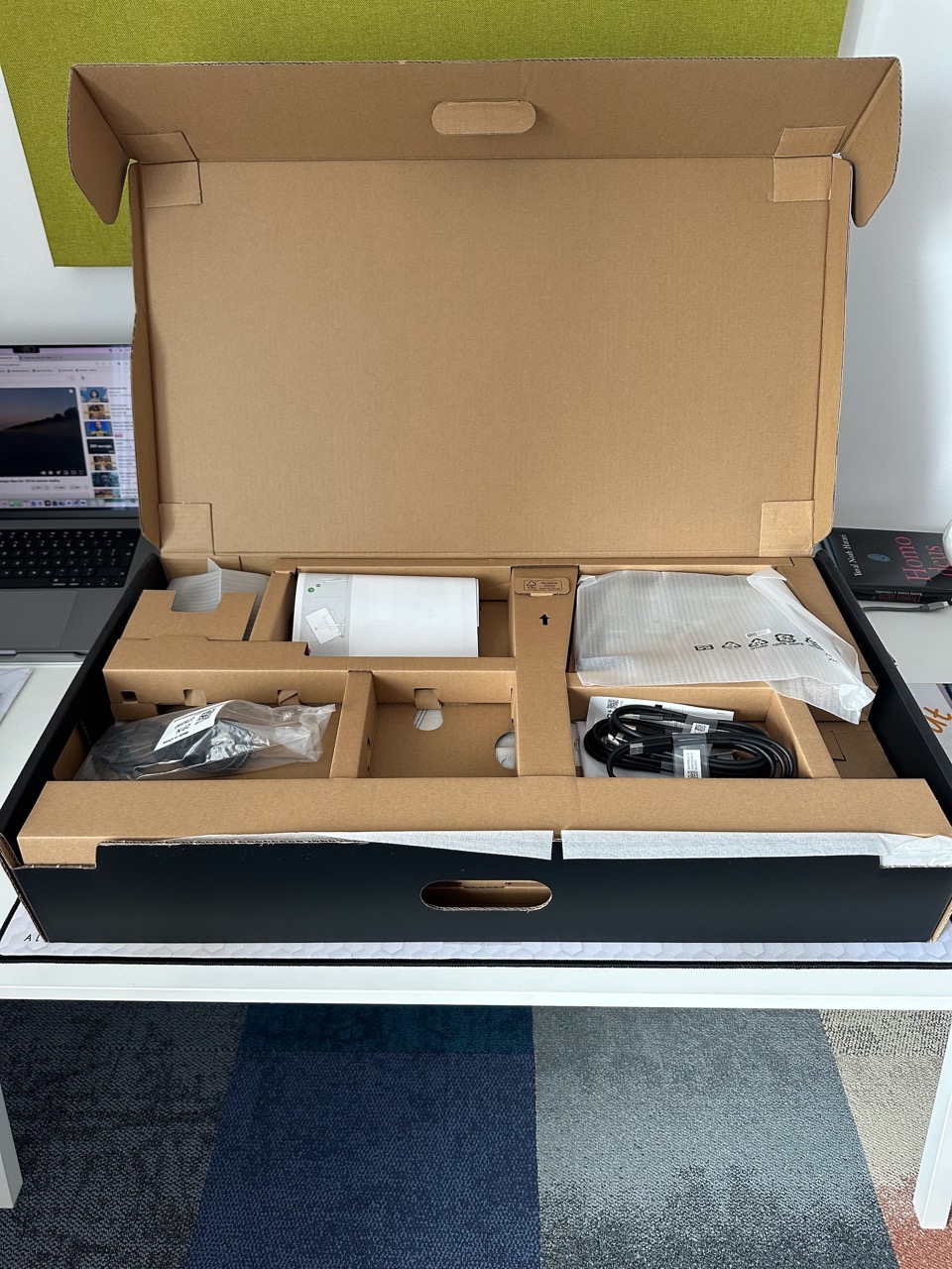 Update Monitor Saga: Am trecut la Dell U2724DE