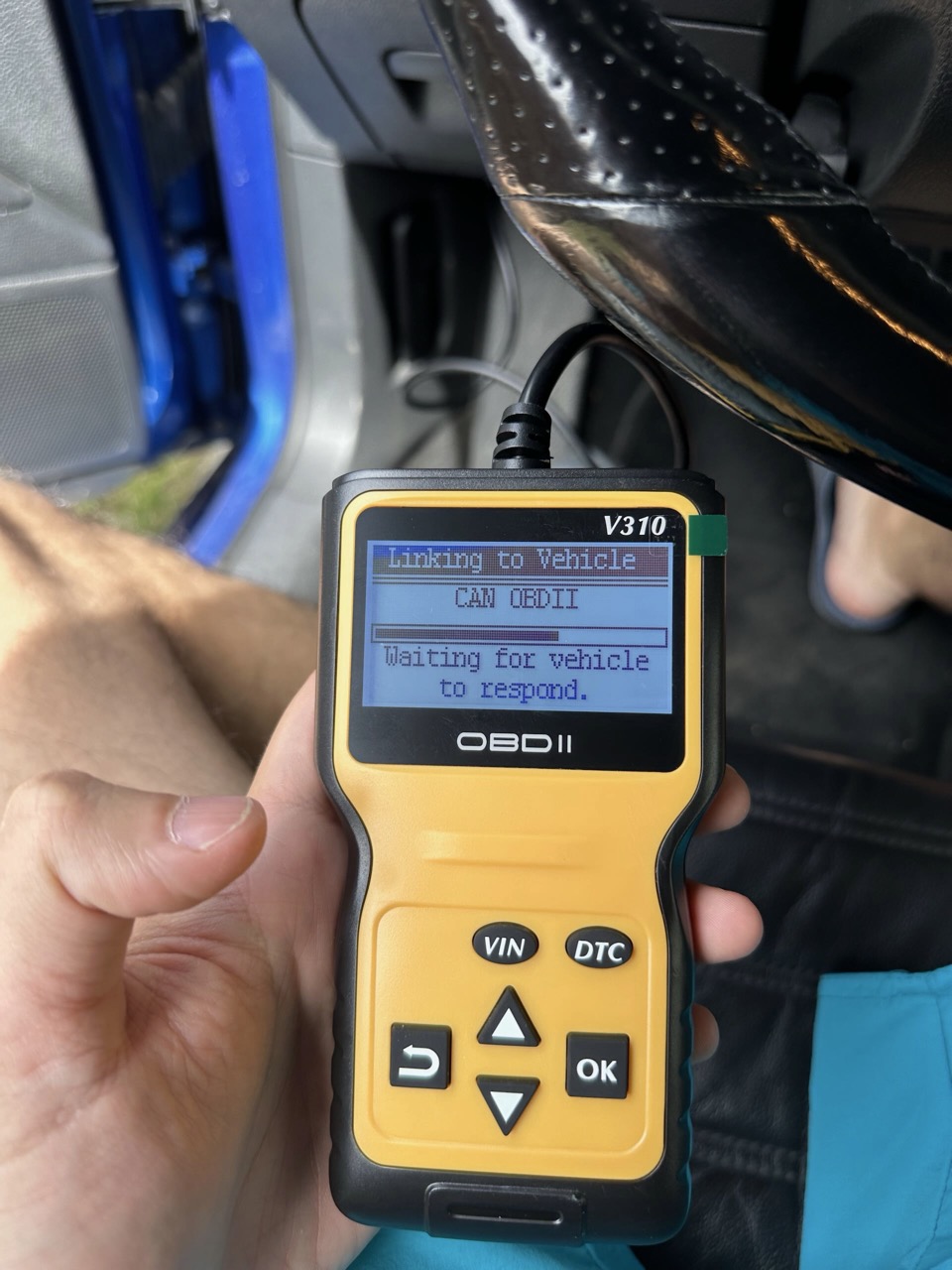 Tester Diagnoză auto multimarcă OBD2 V310 – recenzie completă și avantaje