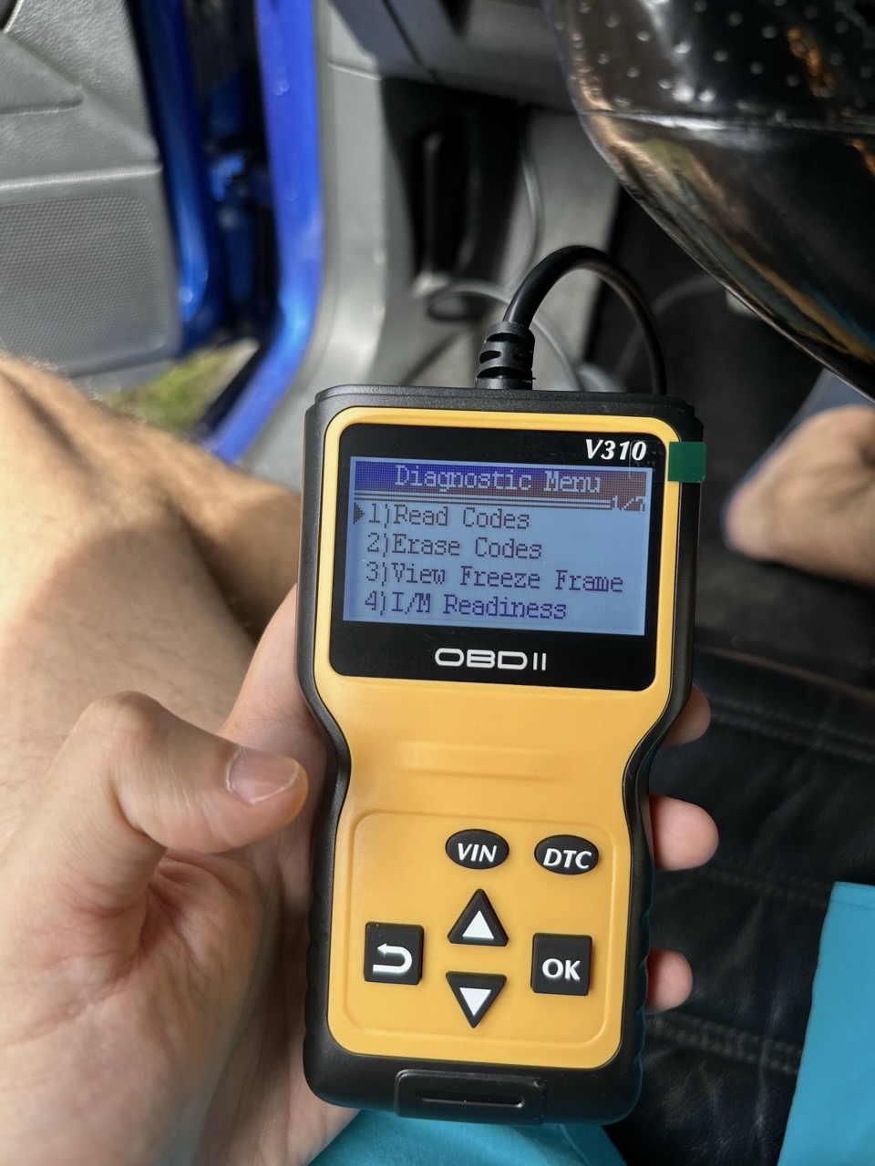 Tester Diagnoză auto multimarcă OBD2 V310 – recenzie completă și avantaje