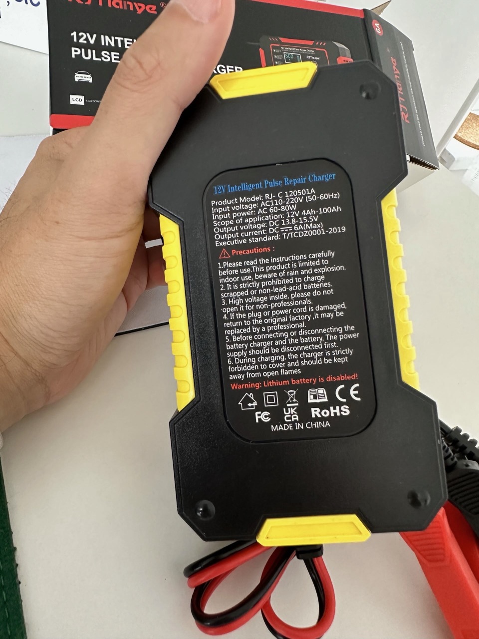 Redresor auto CHIGOODS 12V 6A – soluția inteligentă pentru întreținerea bateriei auto